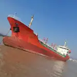 Oil/Chemical tanker बेचने के लिए