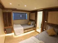 नौका बिक्री के लिए