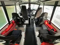 पायलट बोट बिक्री के लिए