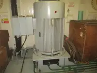 रेफ़र जहाज बिक्री के लिए
