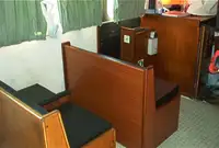 क्रू बोट बिक्री के लिए