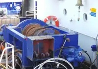 कार्य नौकाएँ बिक्री के लिए