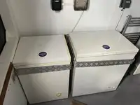 कंटेनर जहाज बिक्री के लिए