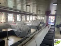 क्रूज जहाज बिक्री के लिए