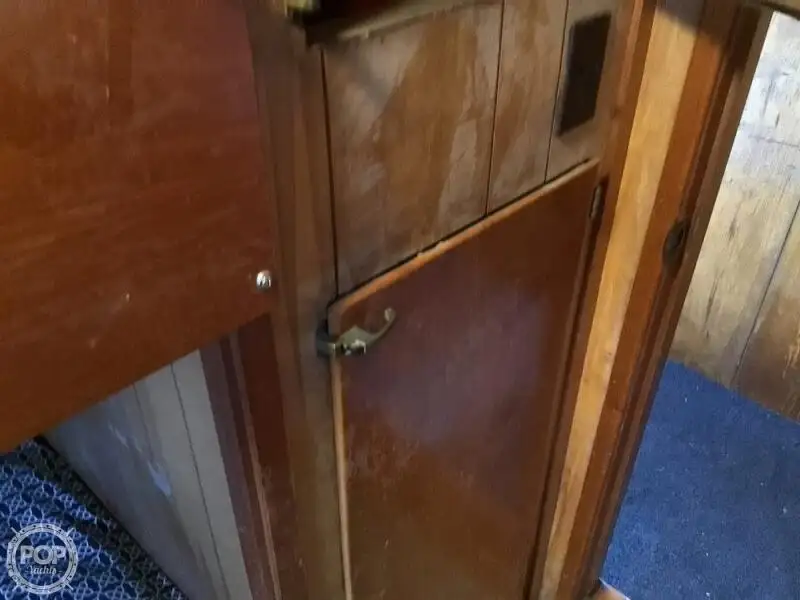 ट्रॉलर बिक्री के लिए