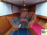 कार्य नौकाएँ बिक्री के लिए