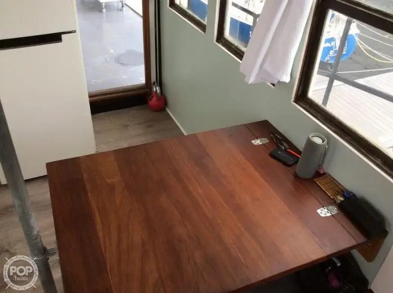 टोबोट बिक्री के लिए