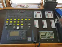 गश्ती नाव बिक्री के लिए
