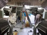 गश्ती नाव बिक्री के लिए