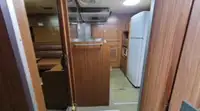 गश्ती नाव बिक्री के लिए
