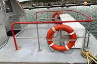 क्रू बोट बिक्री के लिए