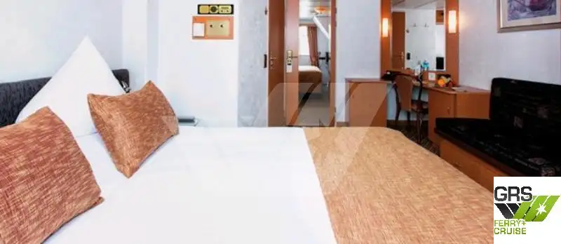 क्रूज जहाज बिक्री के लिए