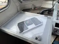 गश्ती नाव बिक्री के लिए