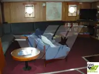 कार्य नौकाएँ बेचने के लिए