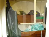 Trawler बेचने के लिए