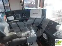 कार्य नौकाएँ बिक्री के लिए