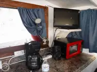 ट्रॉलर बिक्री के लिए