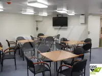 कंटेनर जहाज बिक्री के लिए