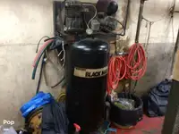 ट्रॉलर बिक्री के लिए