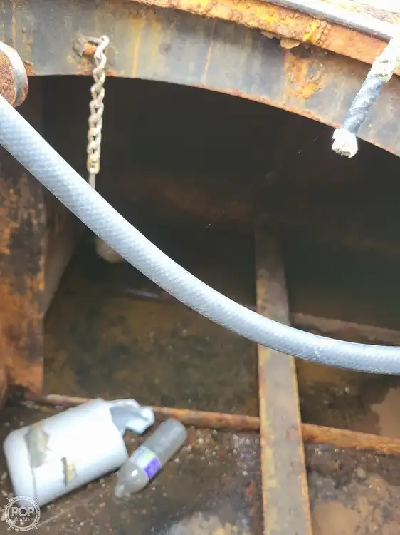 आपूर्ति जहाज बिक्री के लिए