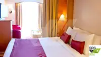 क्रूज जहाज बिक्री के लिए