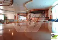 कंटेनर जहाज बिक्री के लिए
