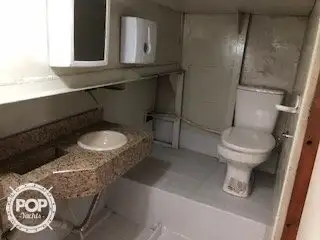 आपूर्ति जहाज बिक्री के लिए