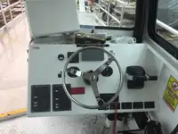 क्रू बोट बिक्री के लिए