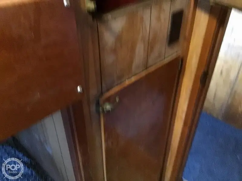 ट्रॉलर बिक्री के लिए