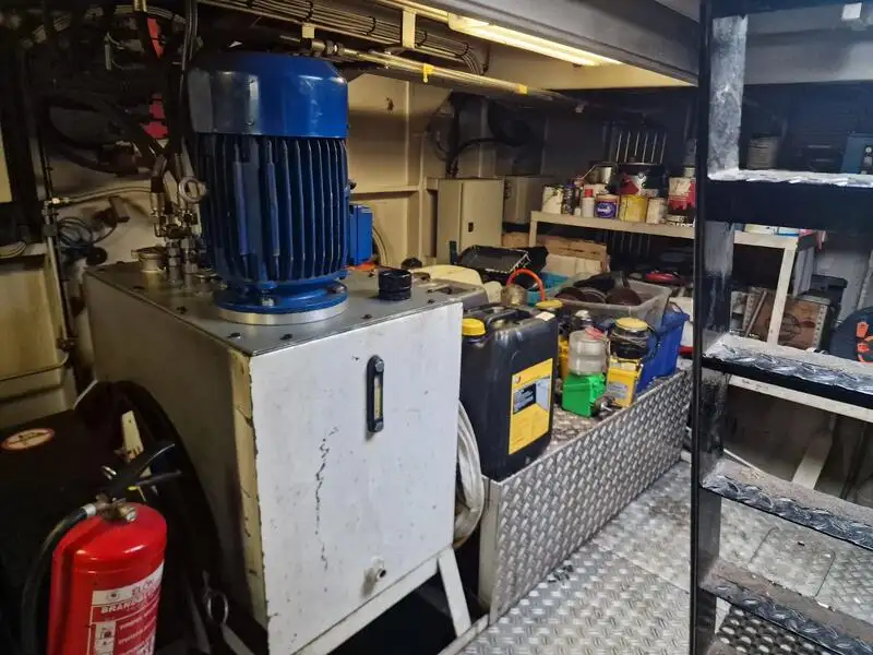 टोबोट बेचने के लिए