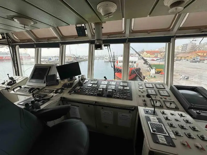 टोबोट बेचने के लिए