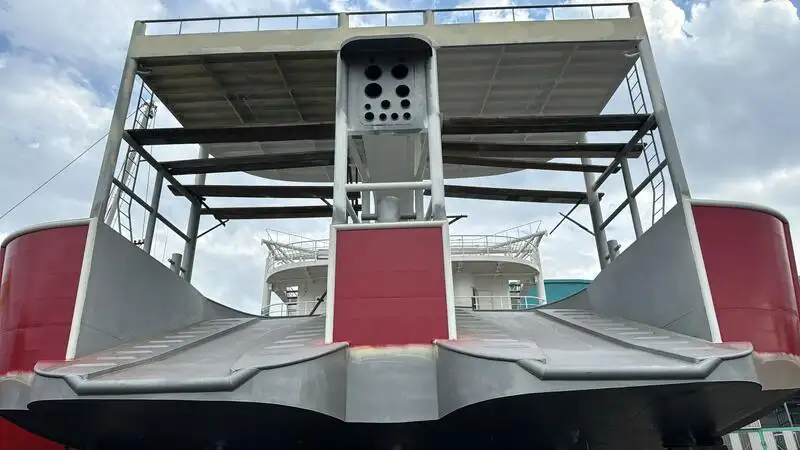 मत्स्य पालन ट्रॉलर बेचने के लिए