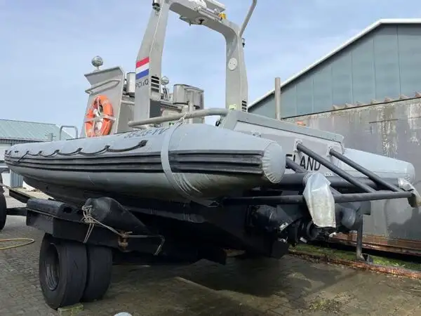 ड्रैजेर बेचने के लिए