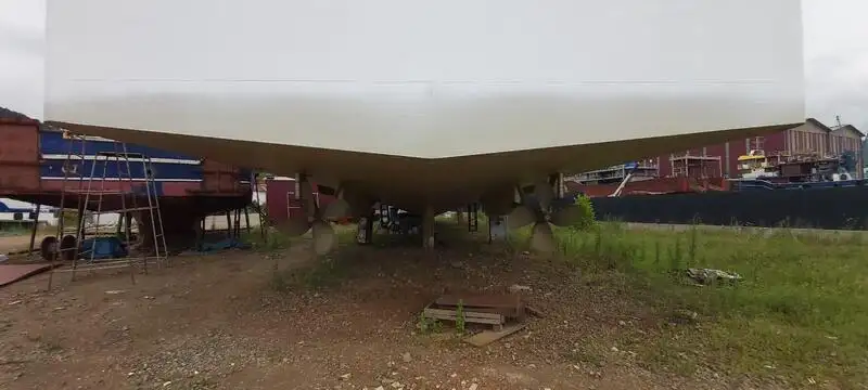 मोटर पोत बेचने के लिए