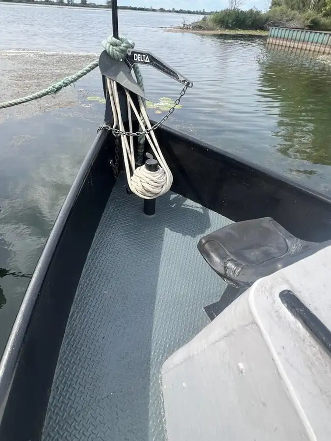 टोबोट बेचने के लिए