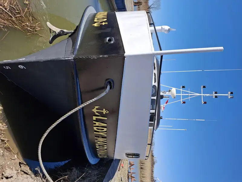 टोबोट बेचने के लिए