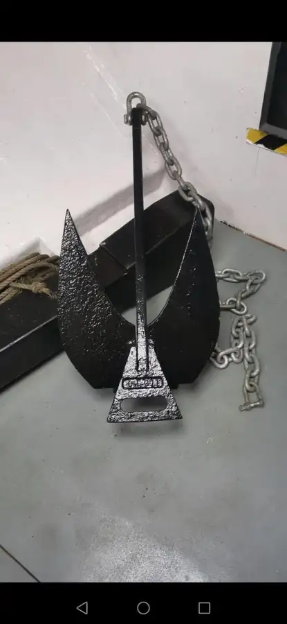 पायलट नाव बेचने के लिए