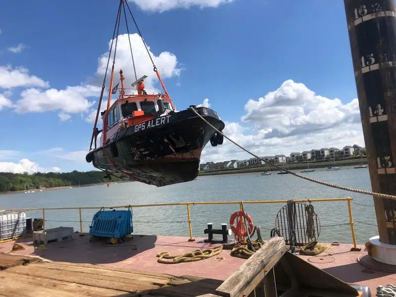 सर्वेक्षण पोत बेचने के लिए