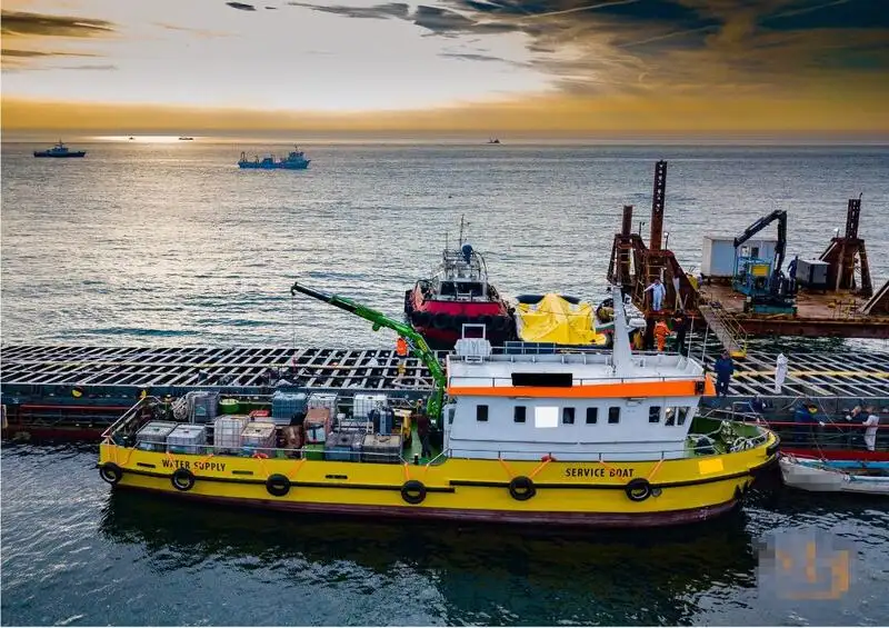 काम की नावें बेचने के लिए