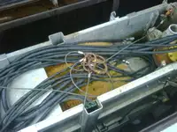 काम की नावें बेचने के लिए