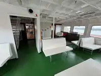 मोटर पोत बेचने के लिए