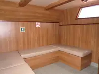 टोबोट बेचने के लिए