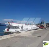 मोटर पोत बेचने के लिए