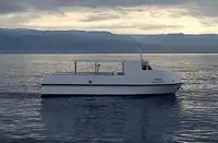 मोटर पोत बेचने के लिए