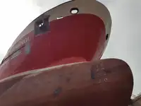 मत्स्य पालन ट्रॉलर बेचने के लिए