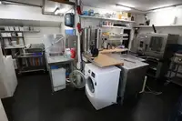 मोटर पोत बेचने के लिए