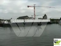 कंटेनर जहाज़ बेचने के लिए