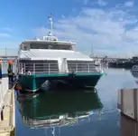 मोटर पोत बेचने के लिए