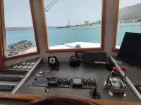 मोटर पोत बेचने के लिए