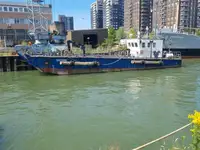 लैंडिंग क्राफ्ट, टैंक बेचने के लिए